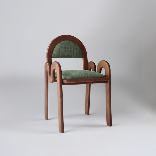 CHAISE M